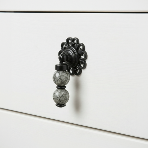Meridian Oval Globe Knob in Matte Black