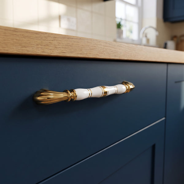 Contessa Gold-Line Bar Handle in White Gold, 192mm, fitted on a kitchen drawer