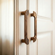 Forma Classic Bar Handle – Zinc drawer handle — view 5