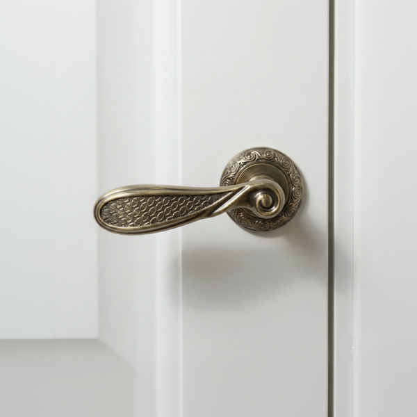 Forma Lever Mortise Set
