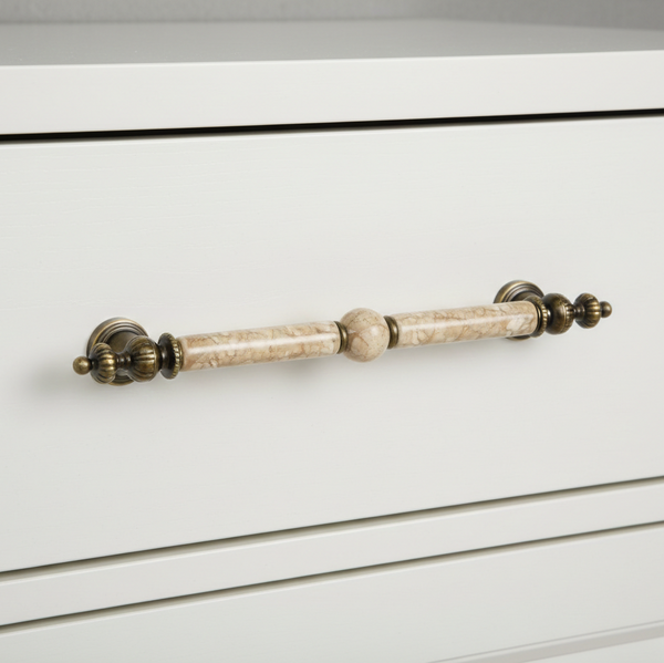 Marchesa Bead Lolak Handle
