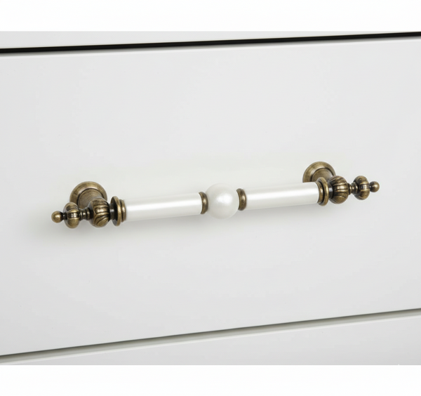 Marchesa Bead Lolak Handle in Sedef Pearl