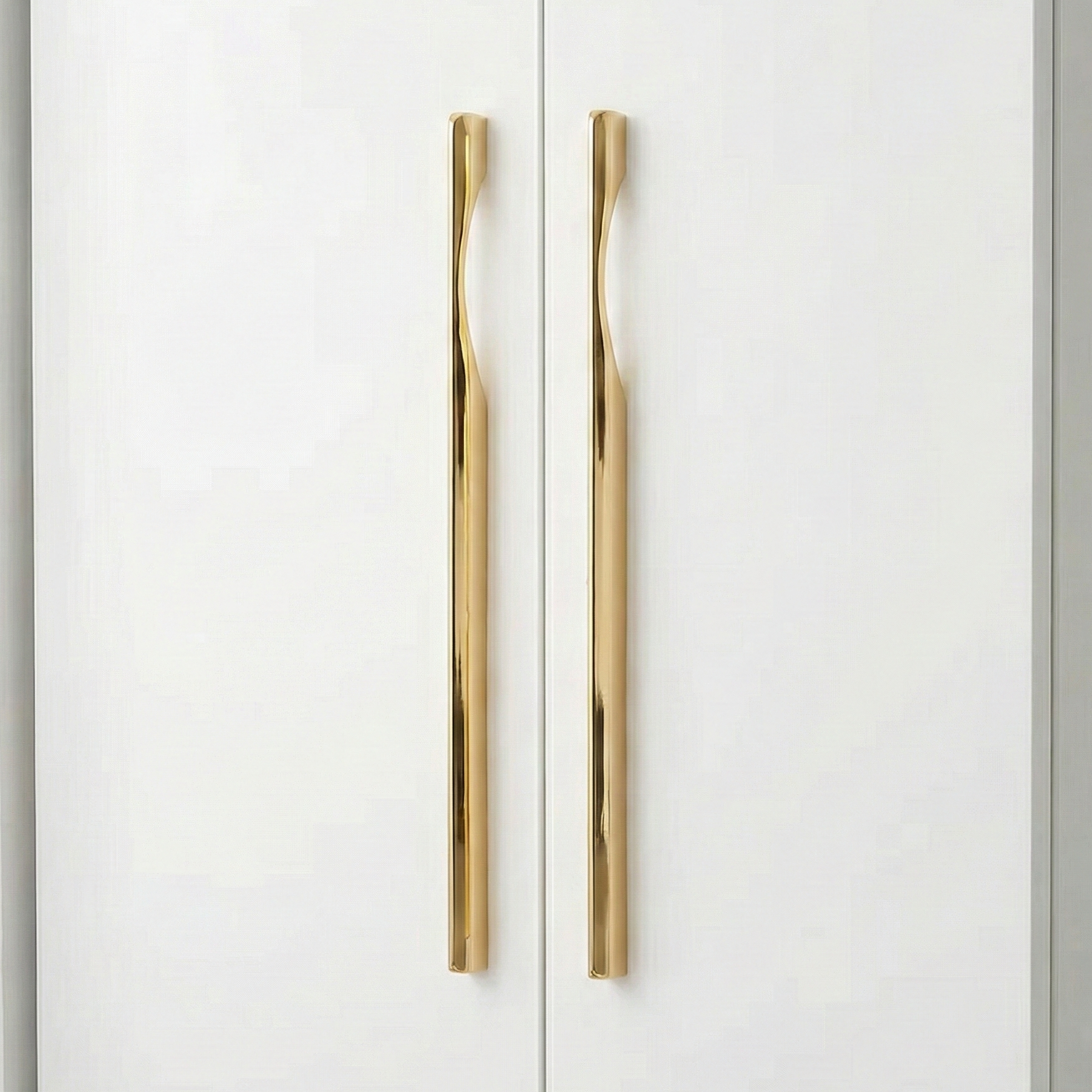 Horizon Slim Wardrobe Handle – Aluminium wardrobe handles