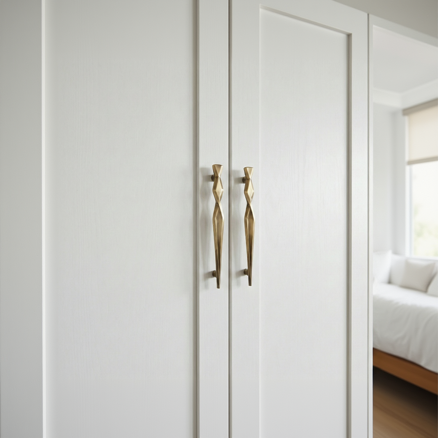 Eiffel Linear Brass Door Handle – Brass handles — view 4