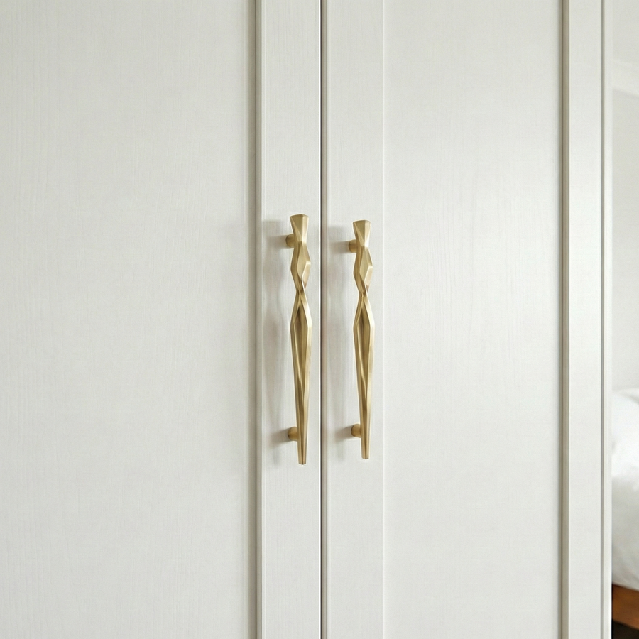Eiffel Linear Brass Door Handle – Brass handles — view 6