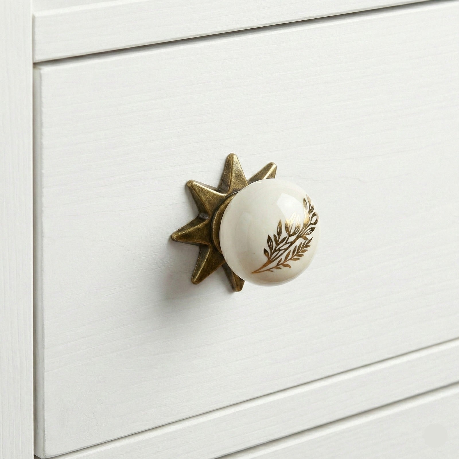 Fleur Painted Star Knob – Ceramic Knob