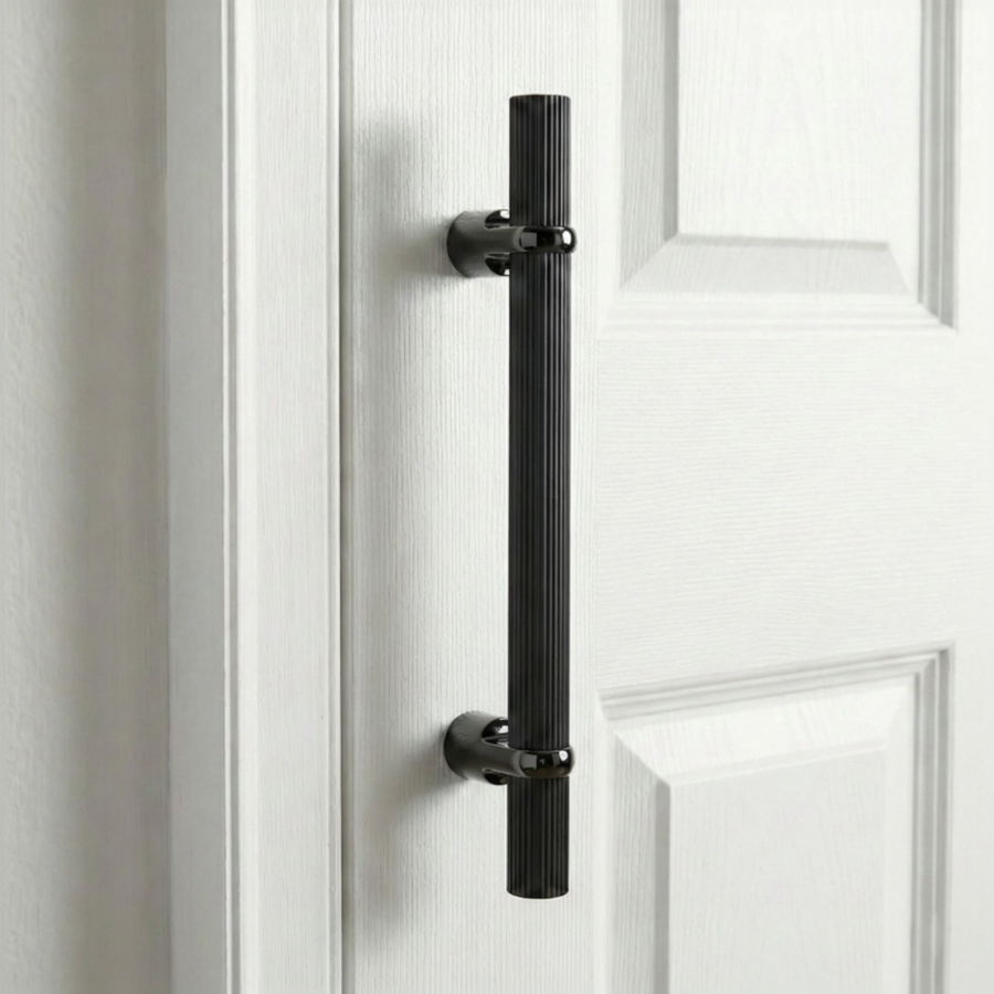 Grandeur Elongated Door Handle – aluminium long handle, view 3