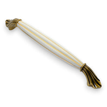 Barolo Fluted Bar Handle – Ceramic drawer handle — view 4