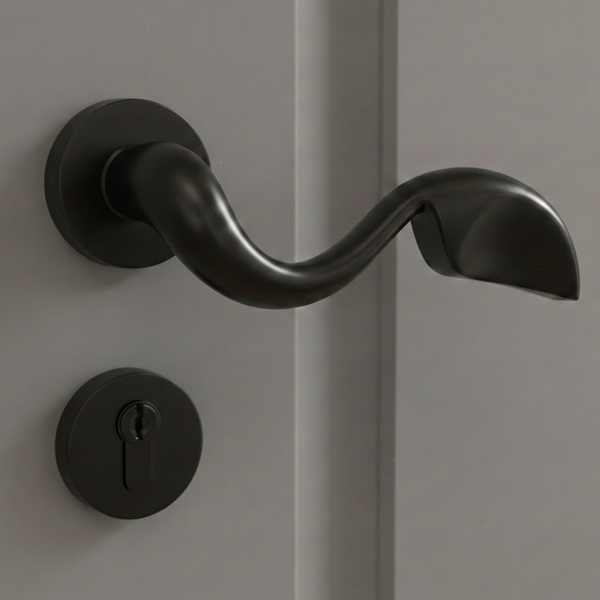 Orion Lever Mortise Set in Matte Black