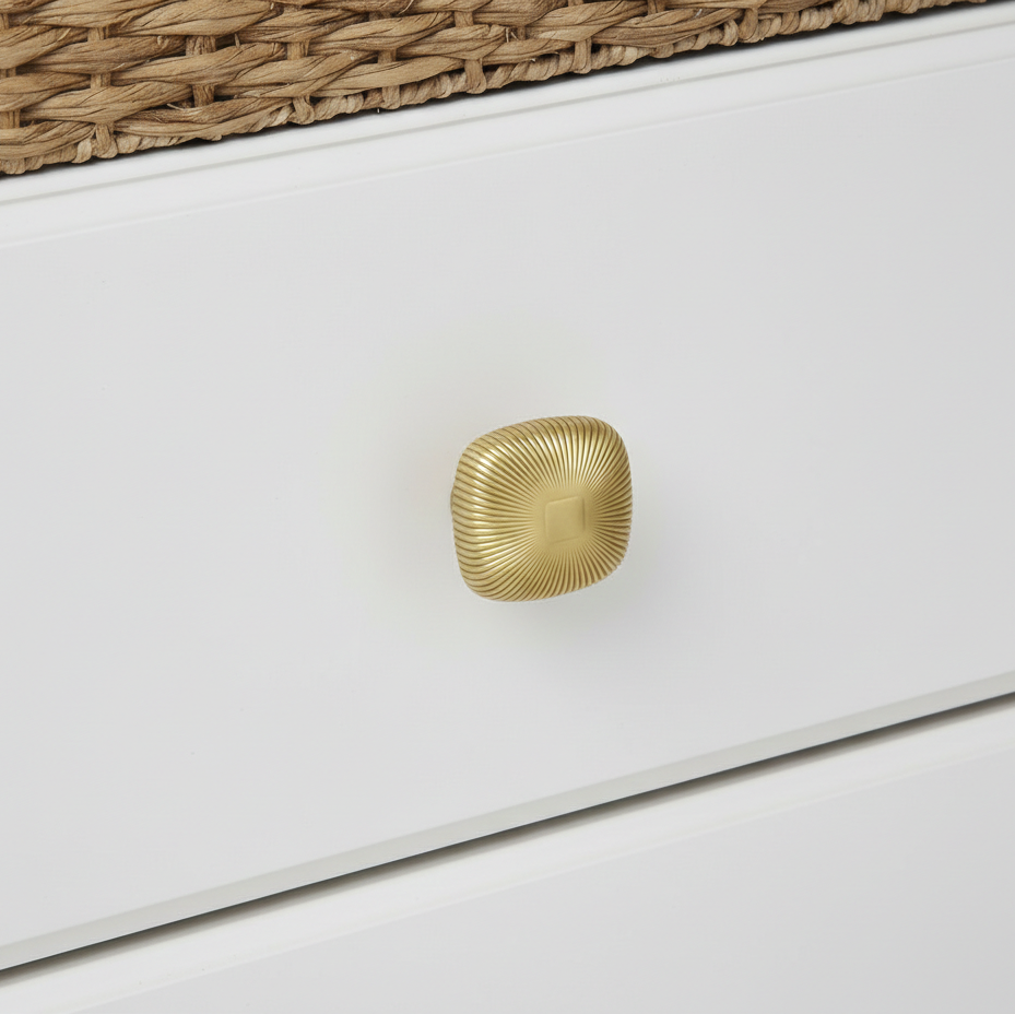 Laos Ribbed Oval Knob – Aluminium Knob
