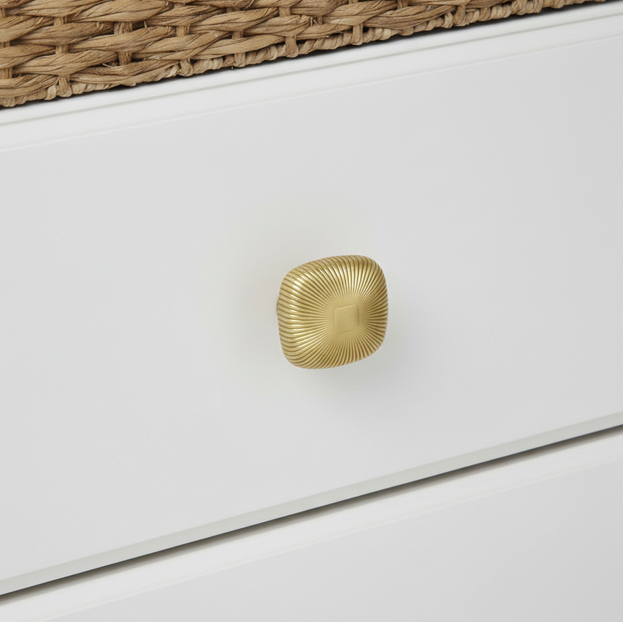 Laos Ribbed Oval Knob in Matte Gold – aluminium knob