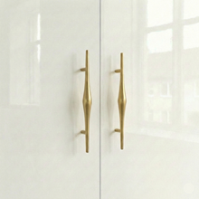 Bentley Prestige Linear Handle – Aluminium wardrobe handles — view 4
