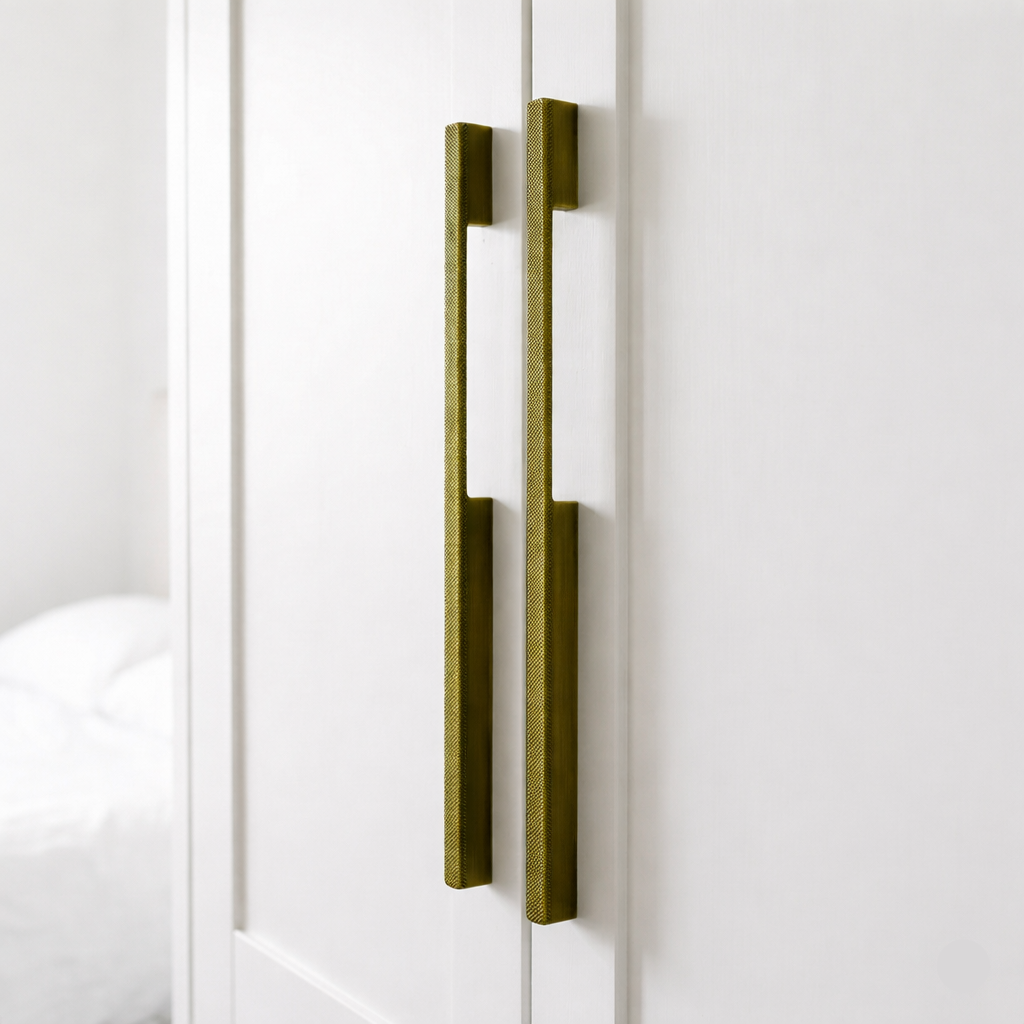 Blade Slim Linear Handle – Aluminium Long handles