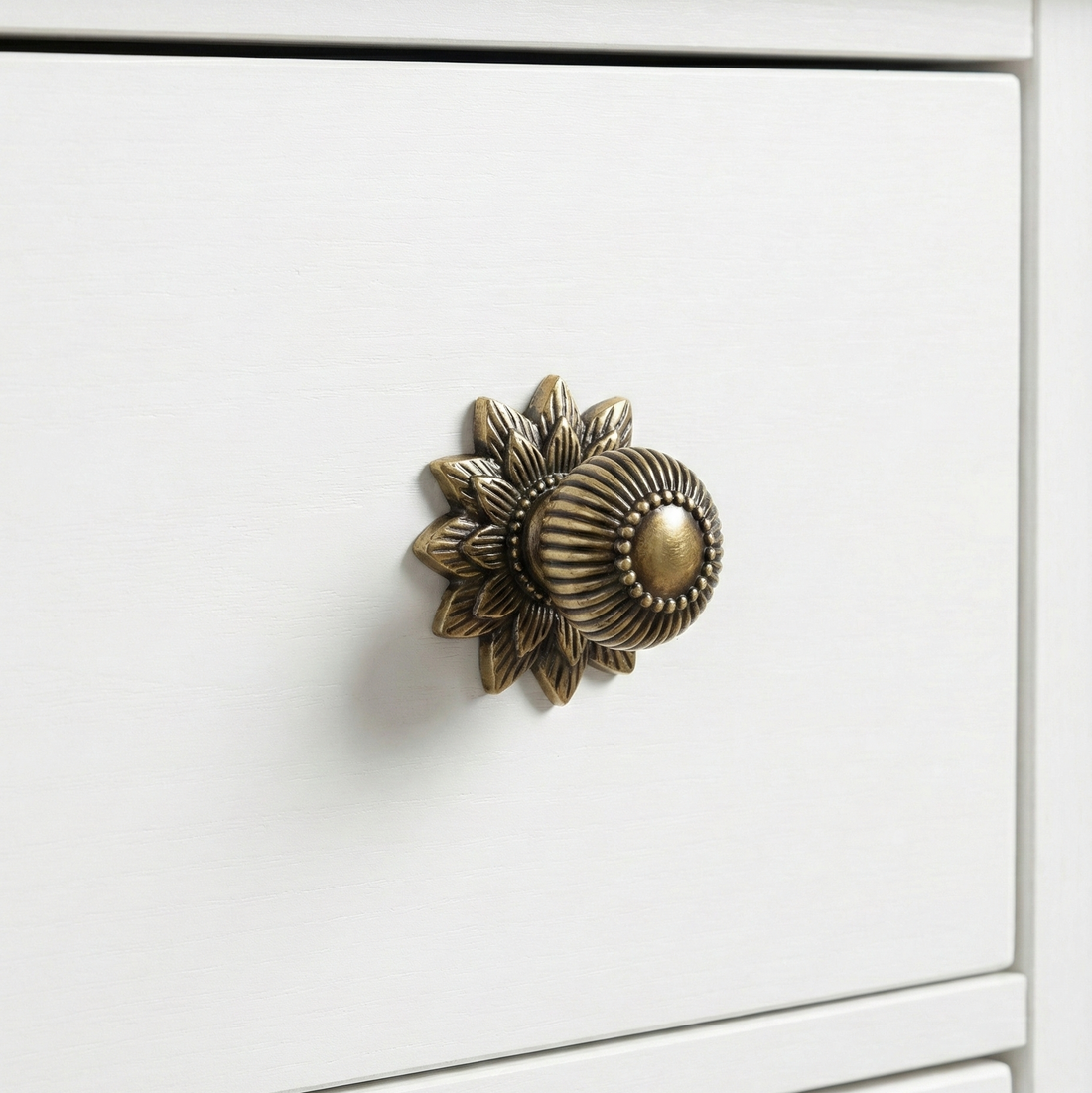 Helios Oval Two-Size Knob – Zinc Knob