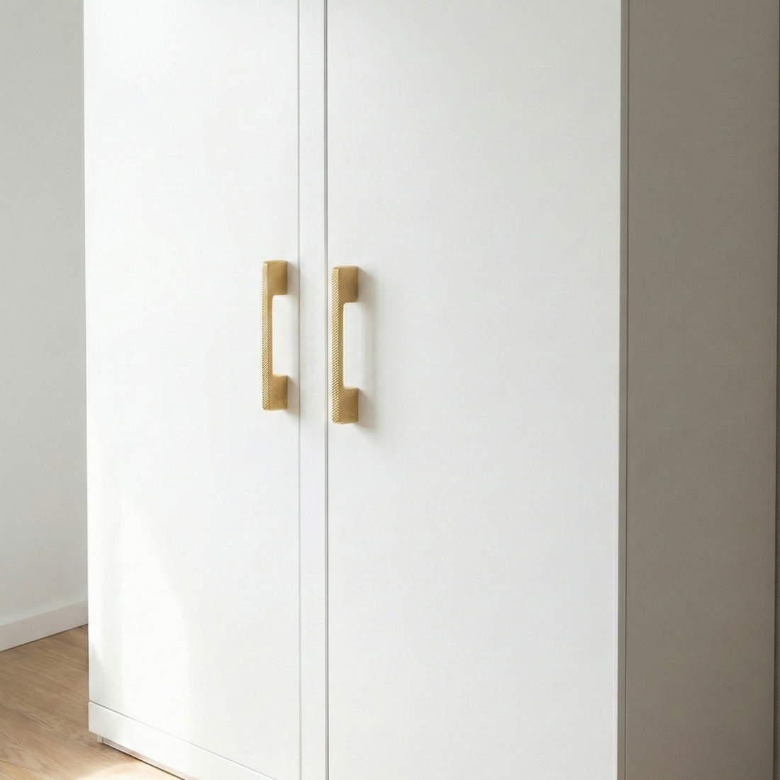Edge Slim Linear Handle – Aluminium Long handles