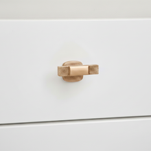 Grip-Bar Wardrobe Handle – Zinc wardrobe handles — view 4