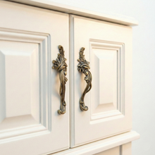 Roma Sculpted Bar Handle – Zinc drawer handle — view 1