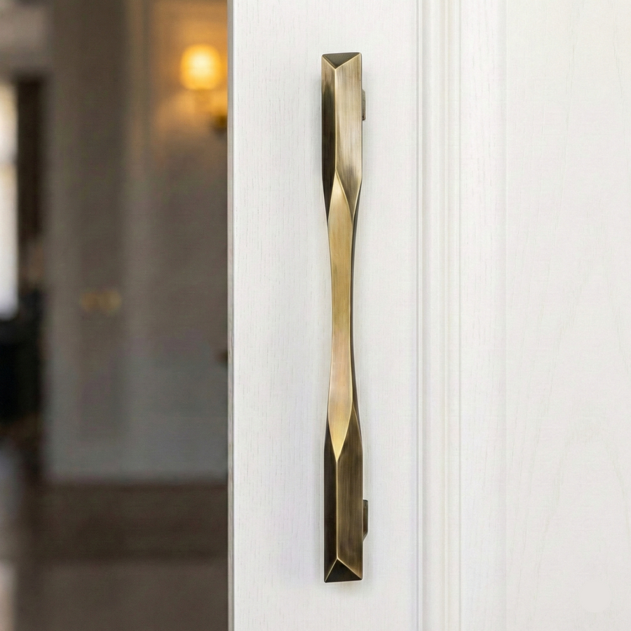 Pyramid Geometric Brass Door Handle – Brass handles — view 3