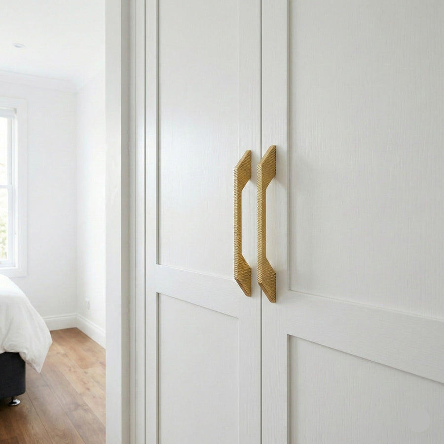 Arc Slim Linear Handle – aluminium long handle